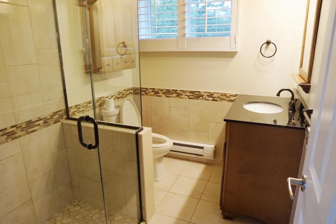 Photo of Bathroom in Carrying Place