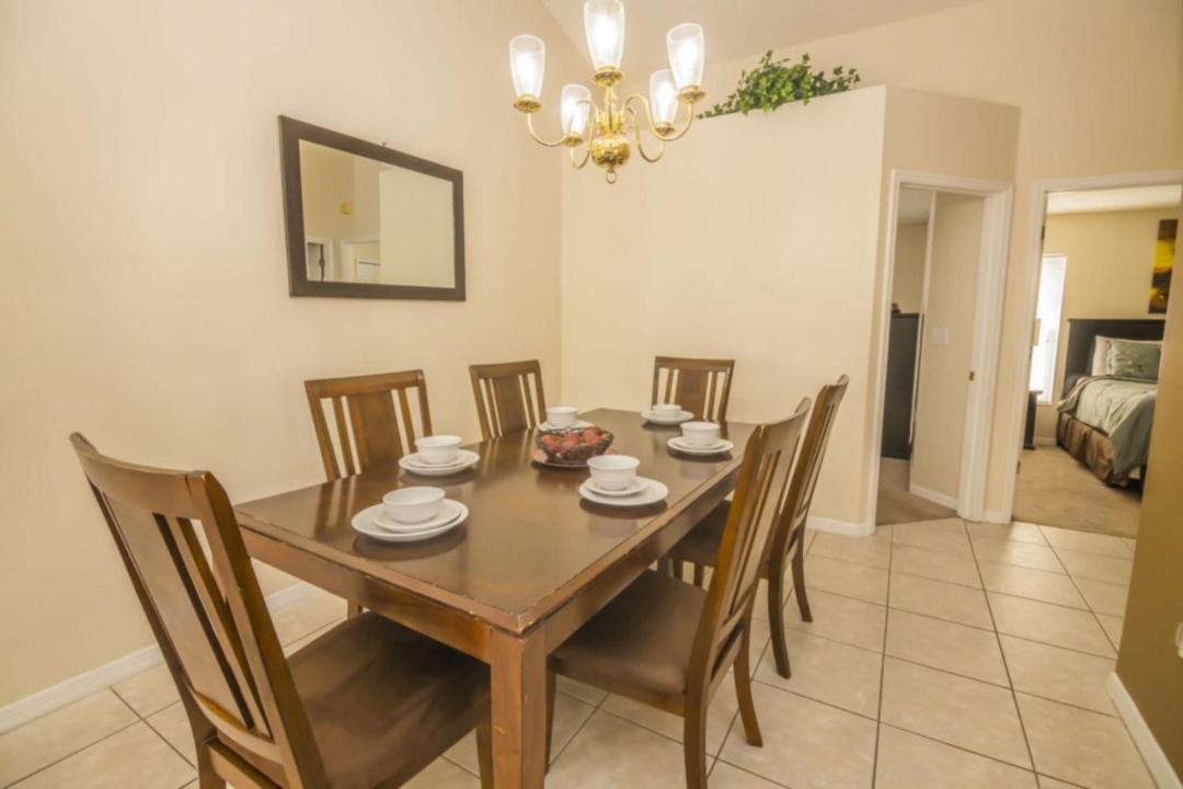 Photo of Livingroom in Creekside