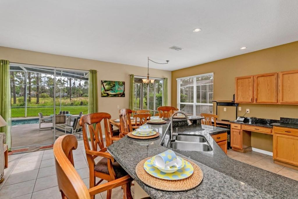 Photo of Livingroom in Highlands Reserve