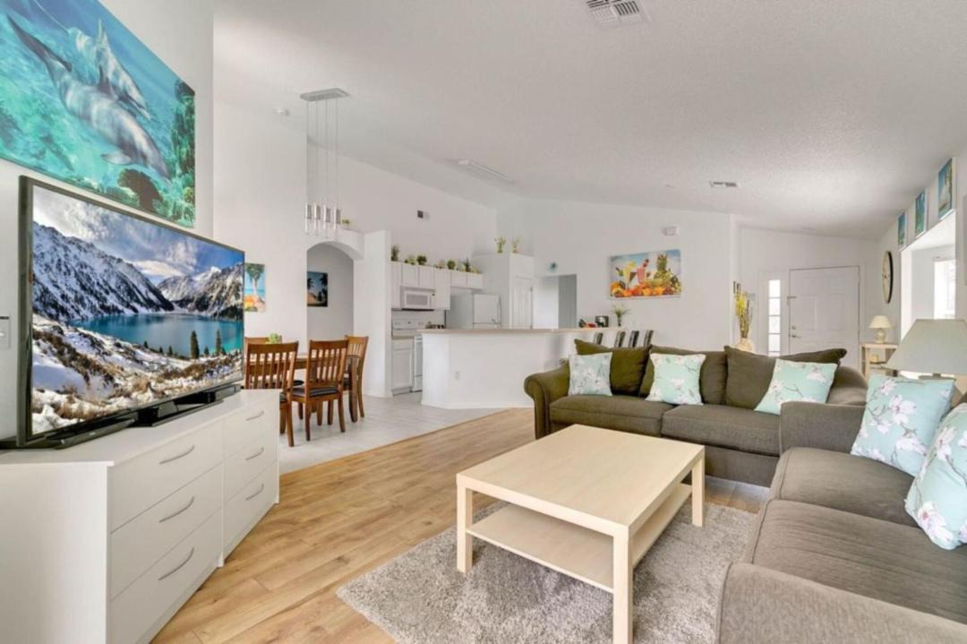 Photo of Livingroom in Bridgeford Crossings
