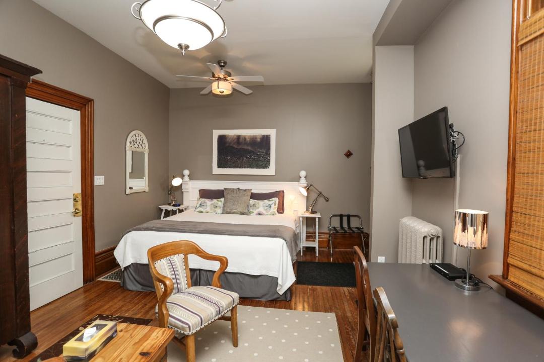 Photo of Bedroom in Markdale