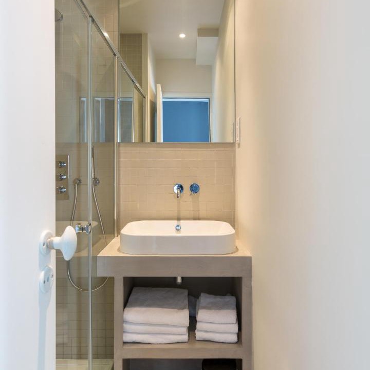 Photo of Bathroom in Quartier du Faubourg-Montmartre