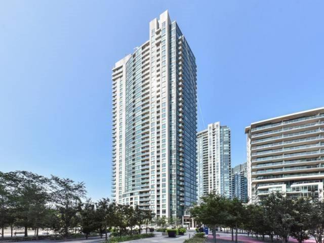 Photo of Buildings in Fort York