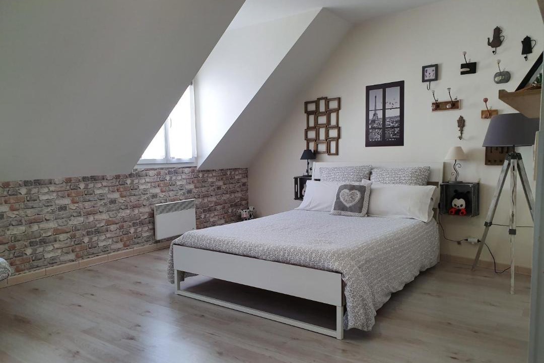 Photo of Bedroom in Magny-le-Hongre