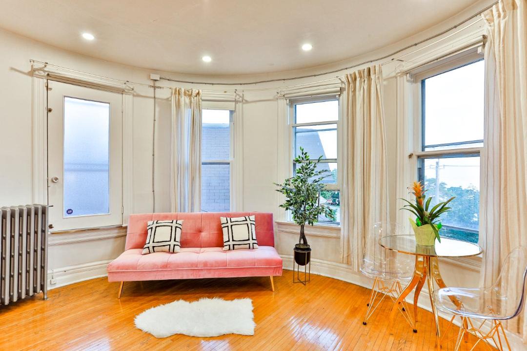 Photo of Livingroom in Parkdale
