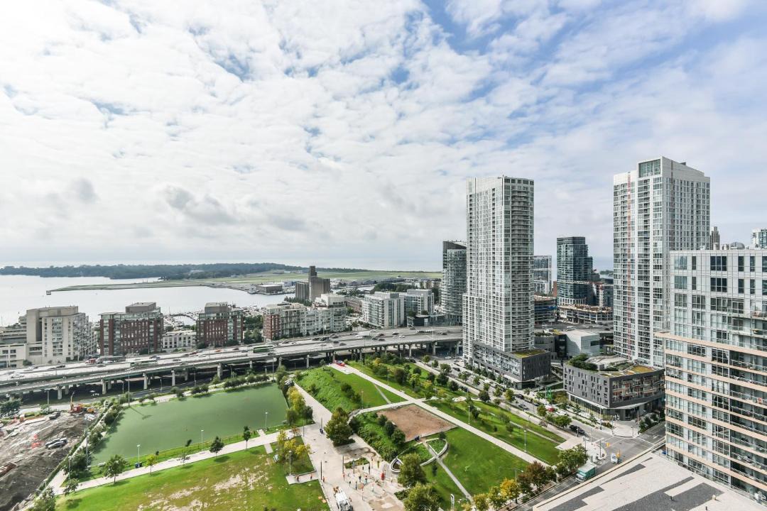 Photo of Buildings in CityPlace