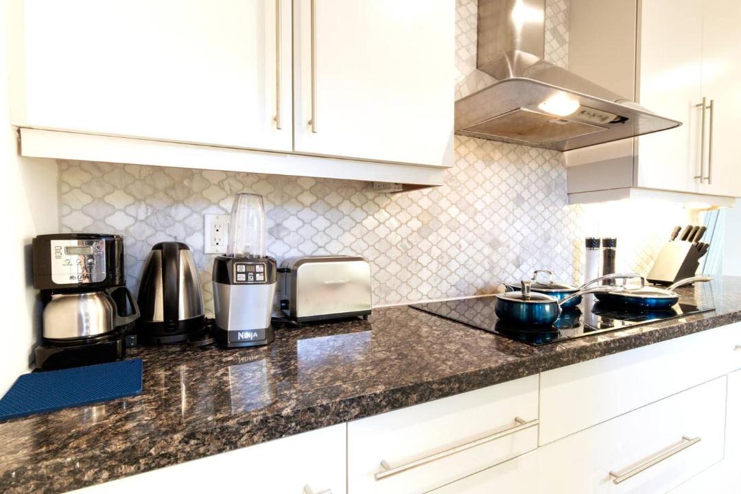 Photo of Kitchen in Bathurst Manor