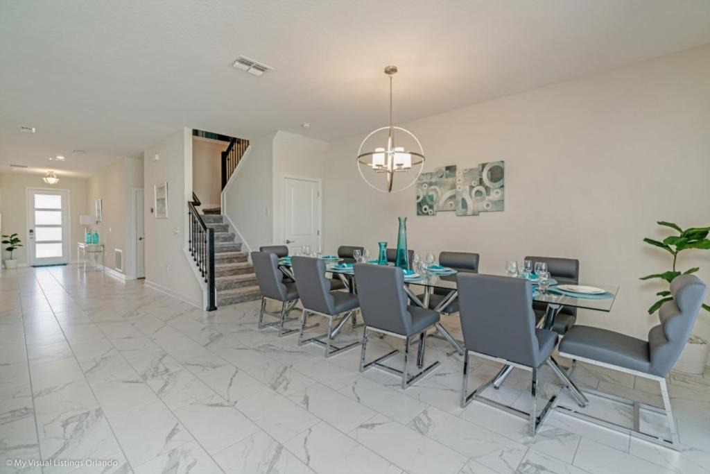 Photo of Livingroom in Bay Lake
