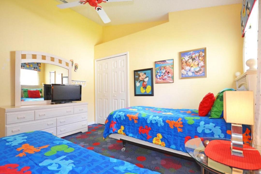 Photo of Bedroom in Windsor Palms