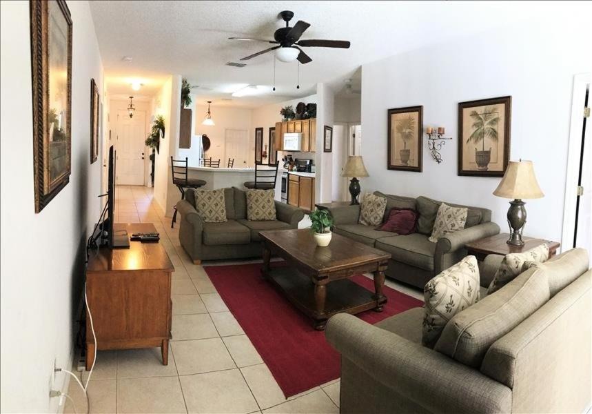 Photo of Livingroom in Sunset Ridge