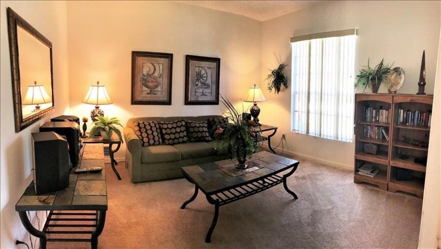 Photo of Livingroom in Sunset Ridge