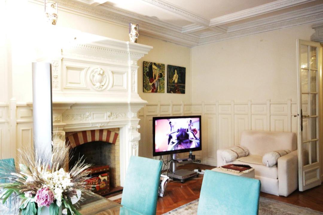 Photo of Livingroom in Quartier de la Plaine-de-Monceaux