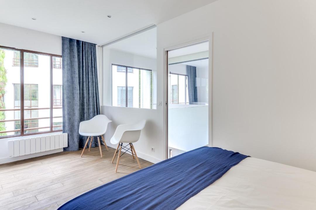 Photo of Bedroom in 11th Arrondissement