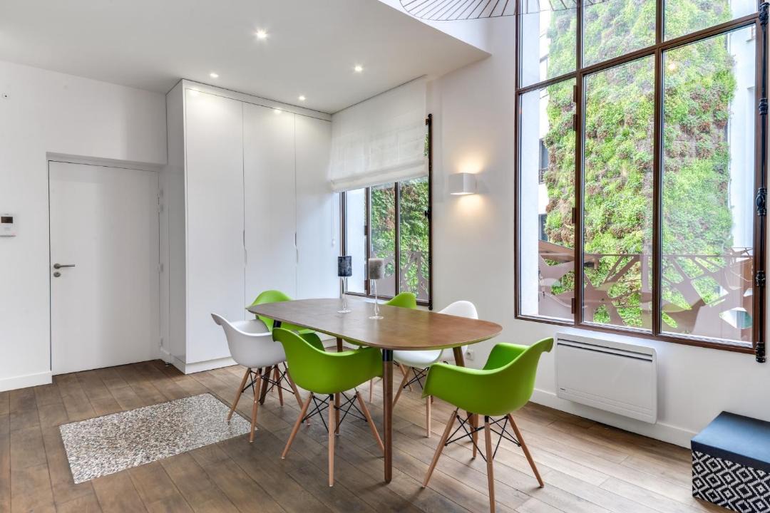 Photo of Livingroom in 11th Arrondissement
