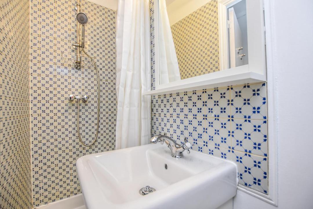 Photo of Bathroom in Notre-Dame-des-Champs