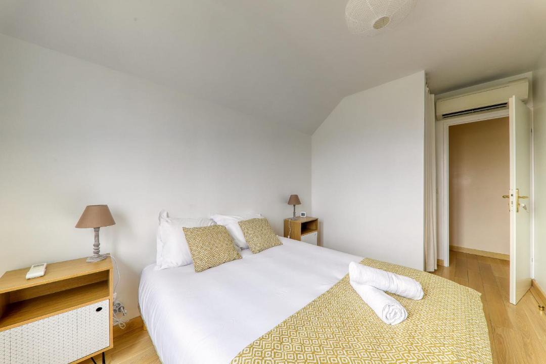 Photo of Bedroom in Magny-le-Hongre