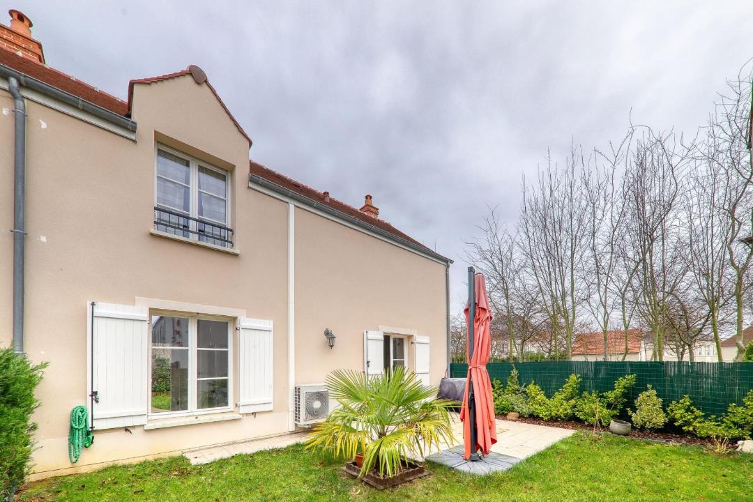 Photo of Buildings in Magny-le-Hongre