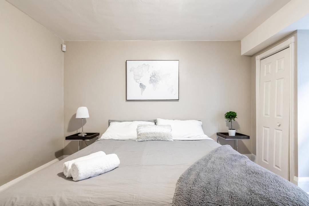 Photo of Bedroom in Chaplin Estates