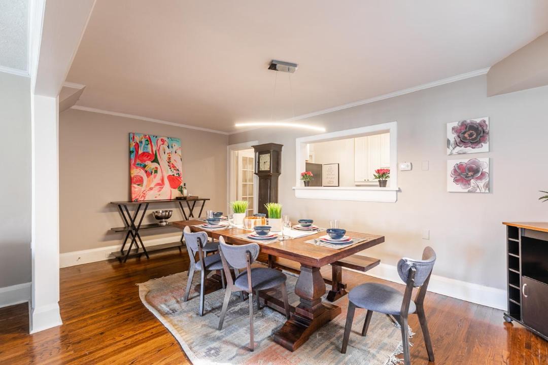 Photo of Livingroom in Chaplin Estates