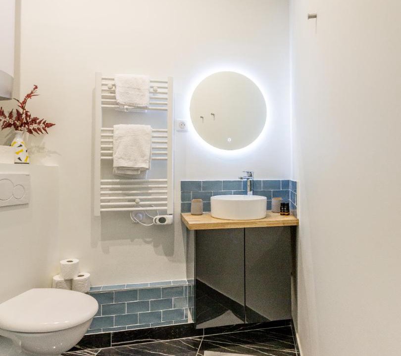 Photo of Bathroom in Val-de-Grace