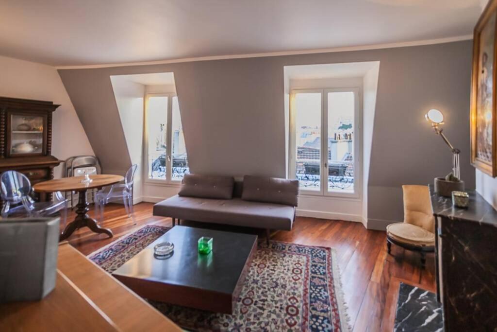 Photo of Livingroom in Saint-Victor