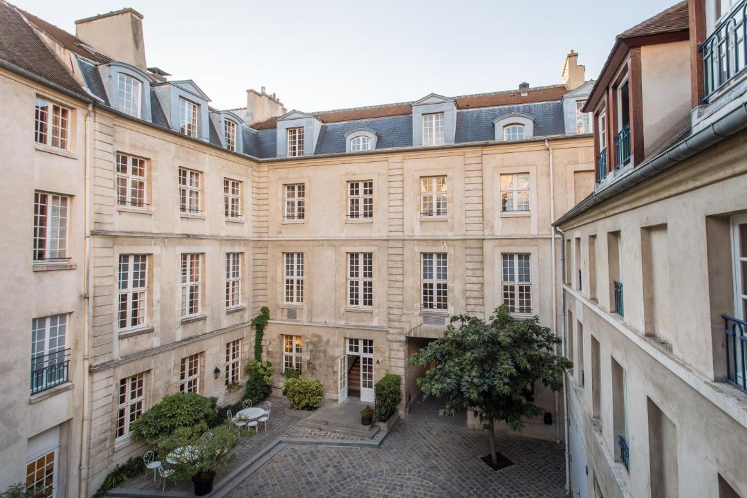 Photo of Others in 4th Arrondissement