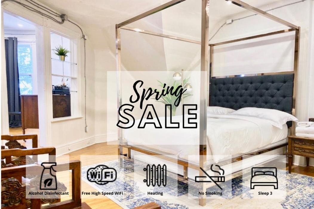 Photo of Livingroom in Parkdale
