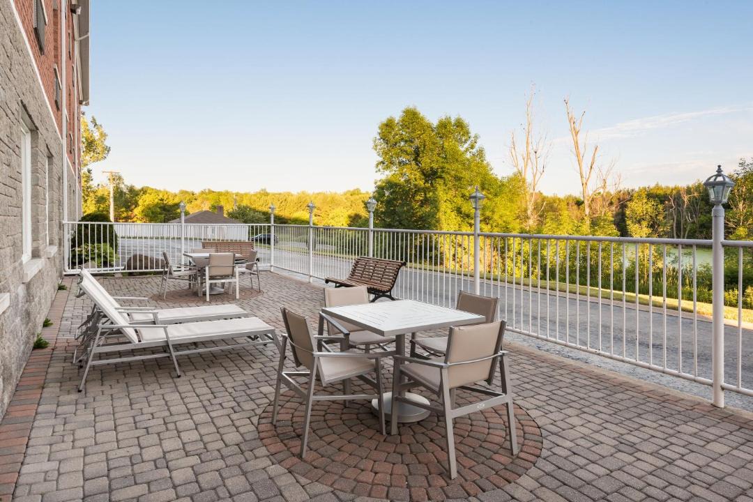 Photo of Patio Balcony in Gananoque