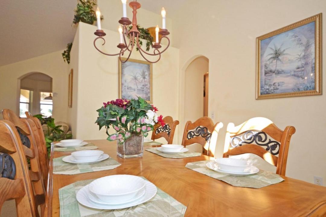 Photo of Livingroom in Tuscan Ridge