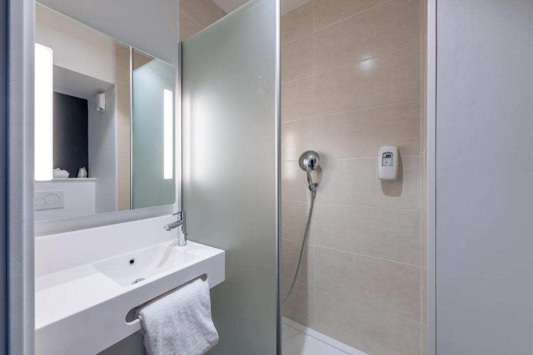 Photo of Bathroom in Meudon