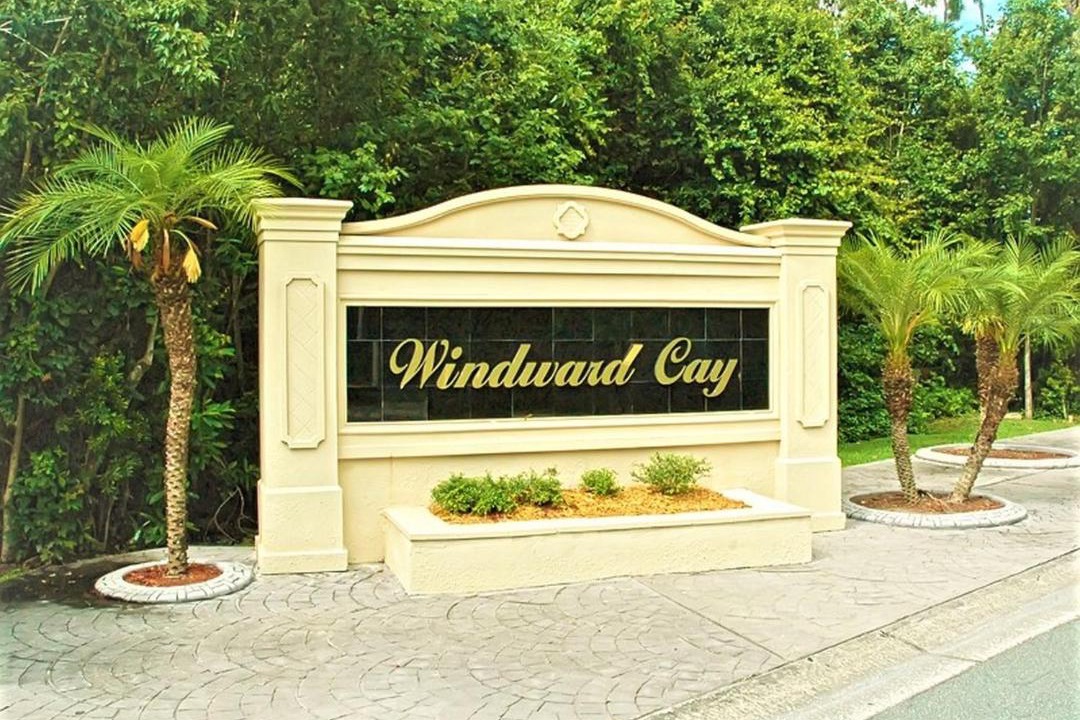 Photo of Buildings in Windward Cay
