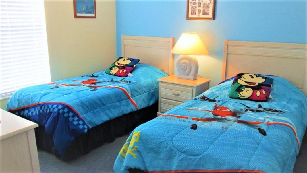 Photo of Bedroom in Windward Cay