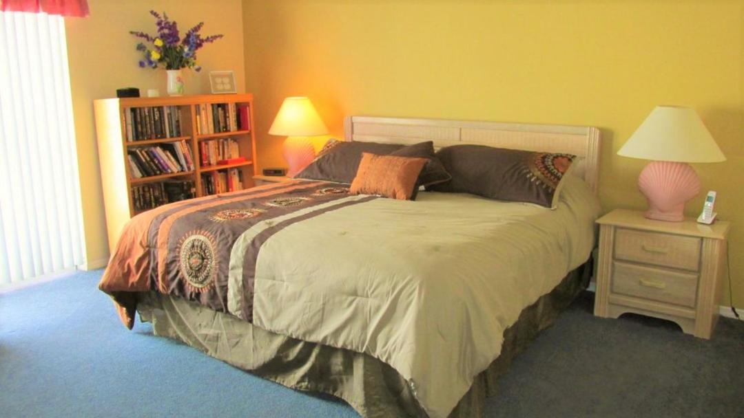 Photo of Bedroom in Windward Cay