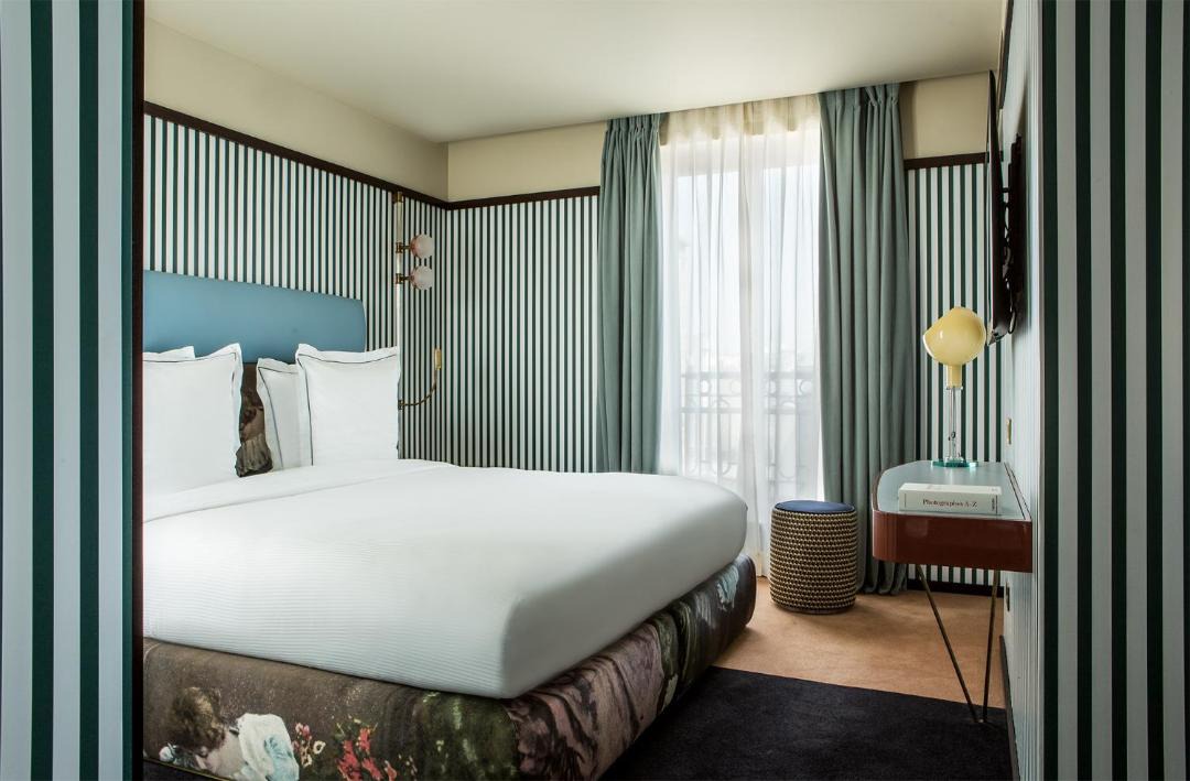 Photo of Bedroom in 8th Arrondissement