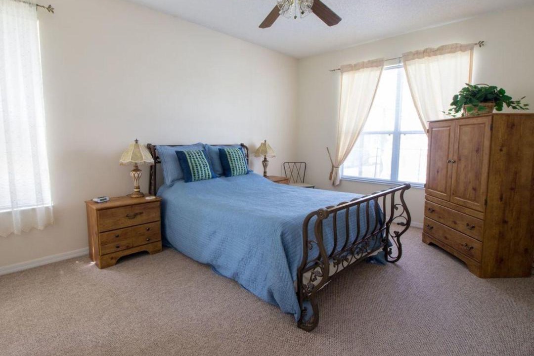 Photo of Bedroom in Seasons