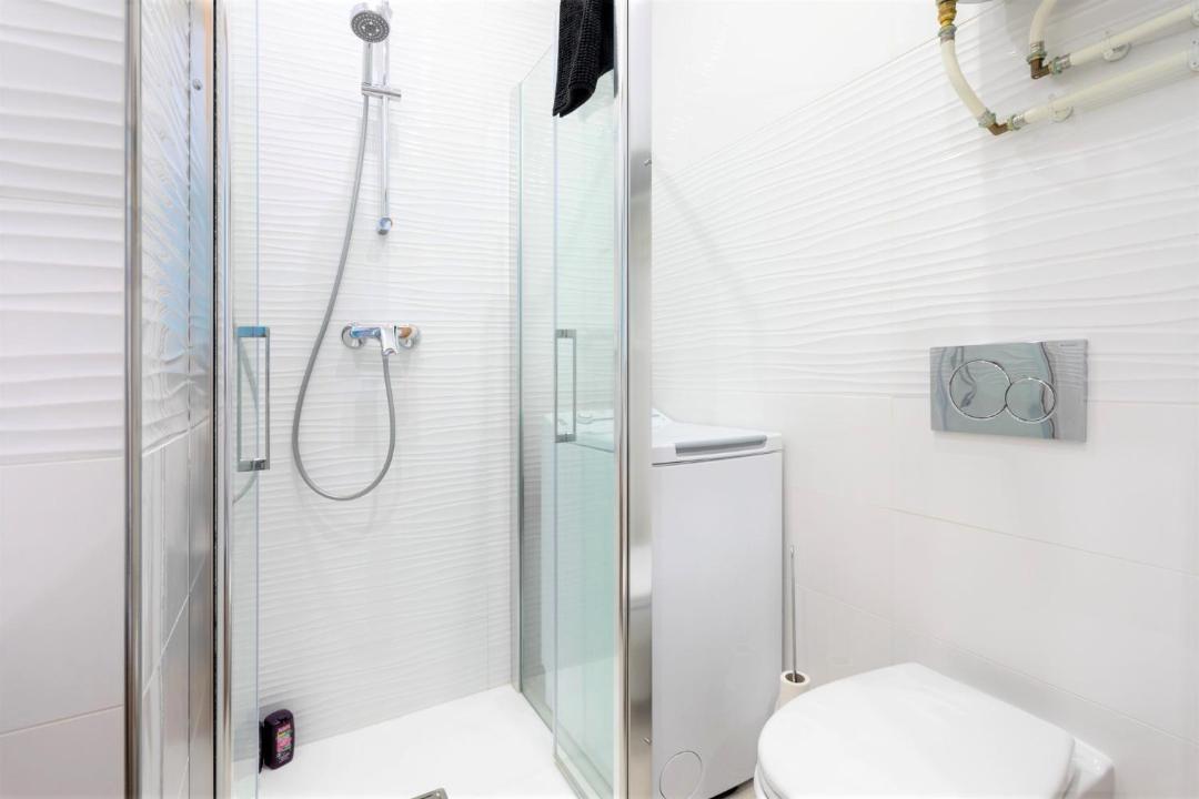 Photo of Bathroom in La Garenne-Colombes