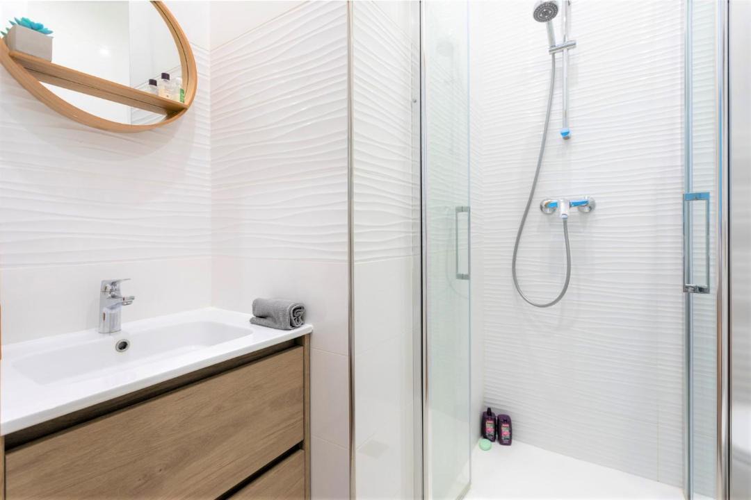 Photo of Bathroom in La Garenne-Colombes