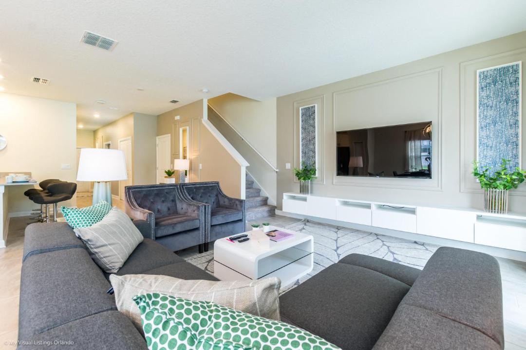 Photo of Livingroom in Davenport