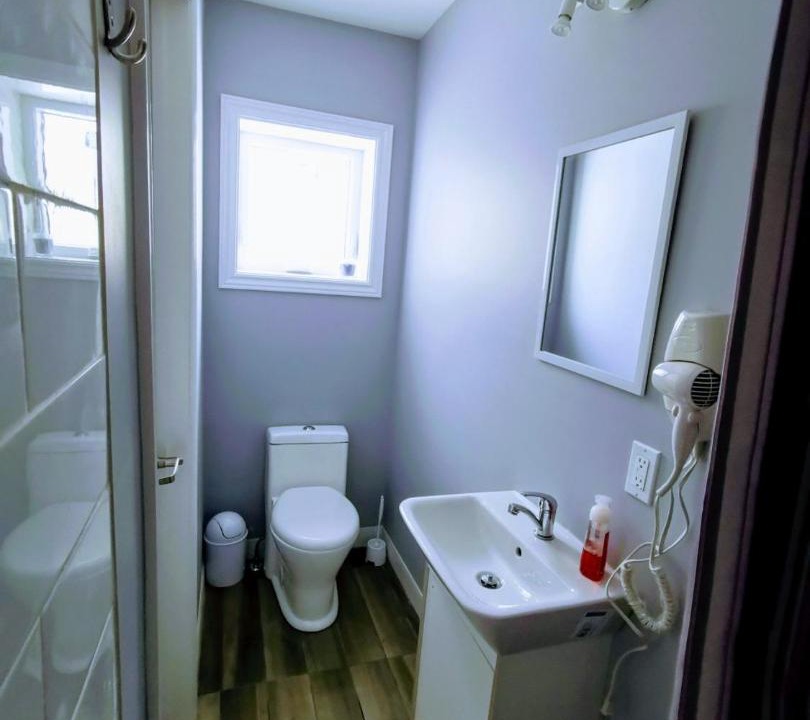 Photo of Bathroom in Shannonville