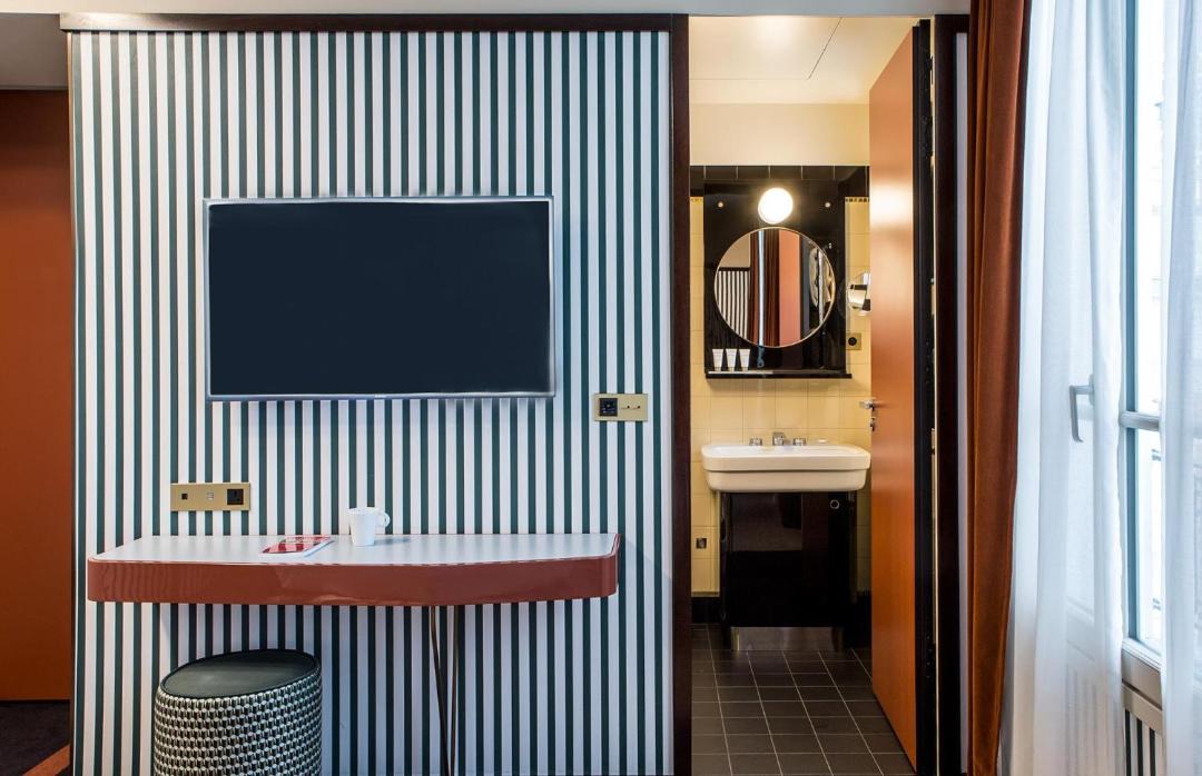 Photo of Bathroom in 8th Arrondissement