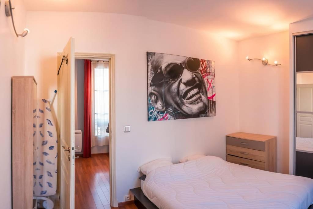 Photo of Bedroom in Parc-de-Montsouris