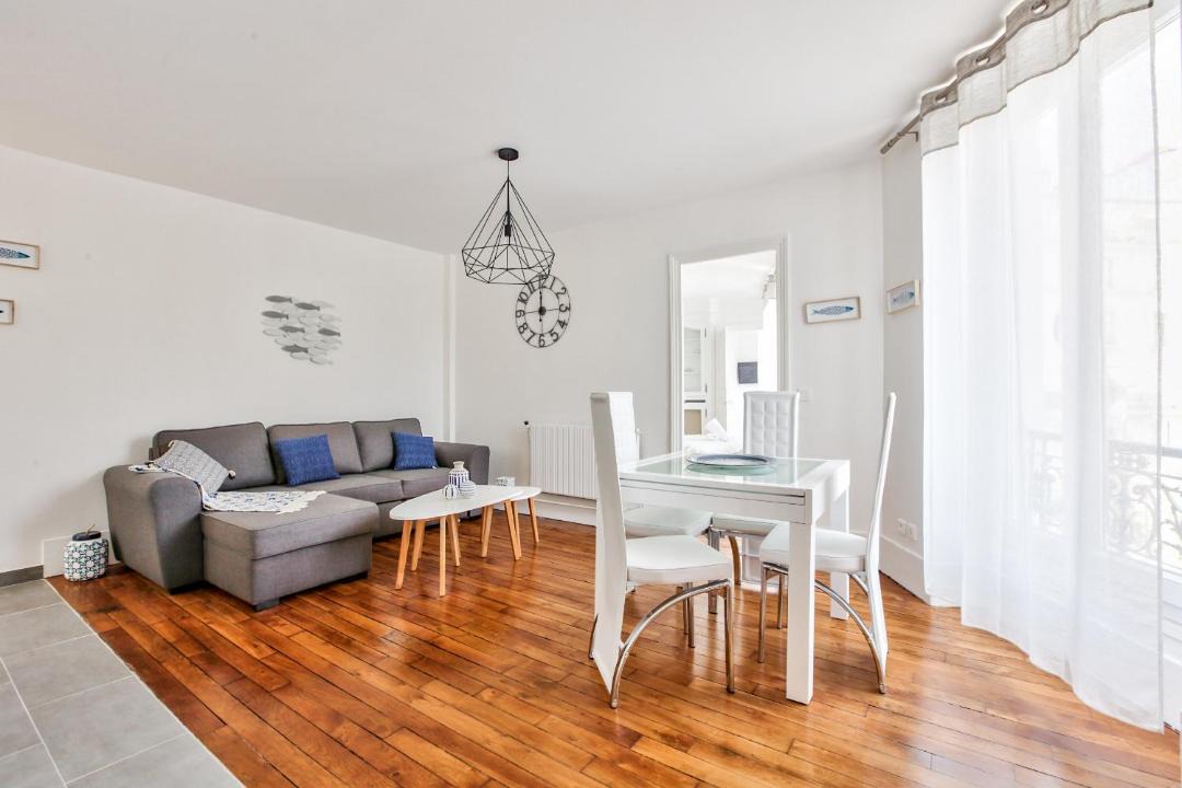 Photo of Livingroom in Belleville