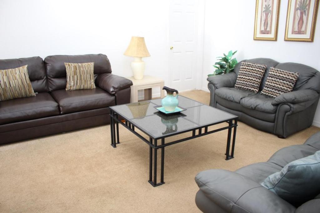 Photo of Livingroom in Florida Pines