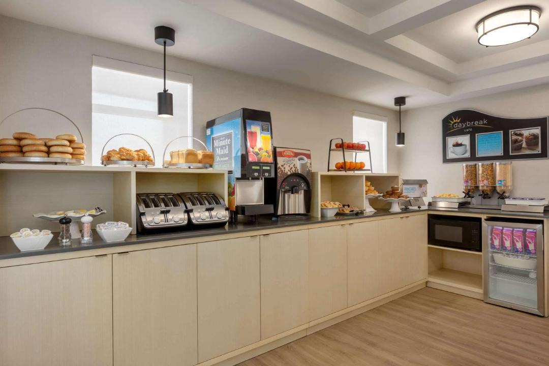 Photo of Kitchen in Northeast Mississauga