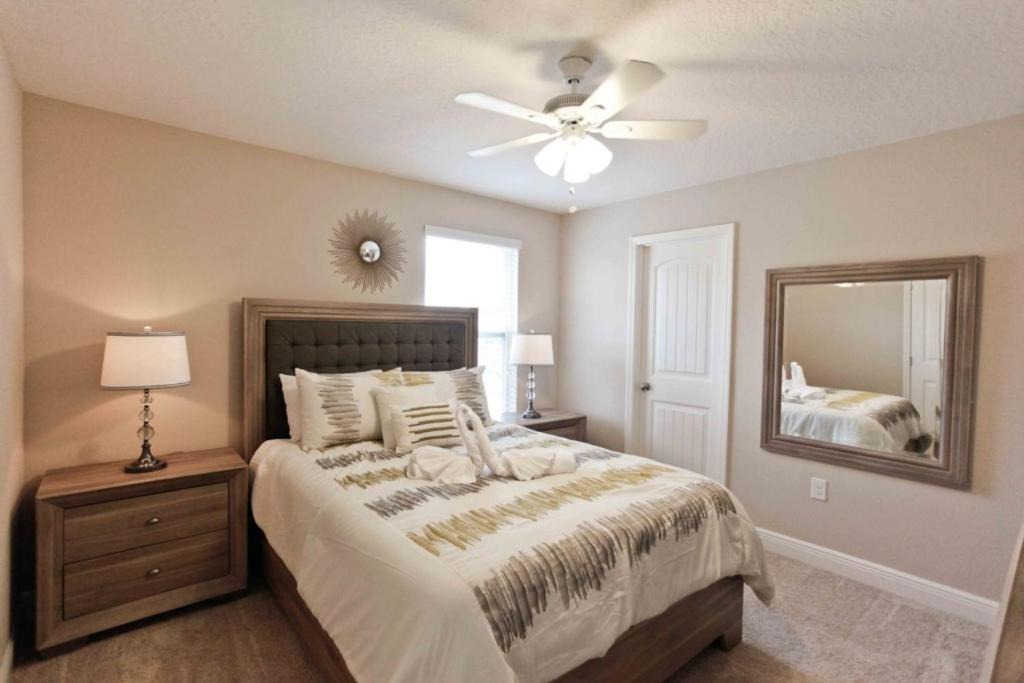 Photo of Bedroom in Loughman