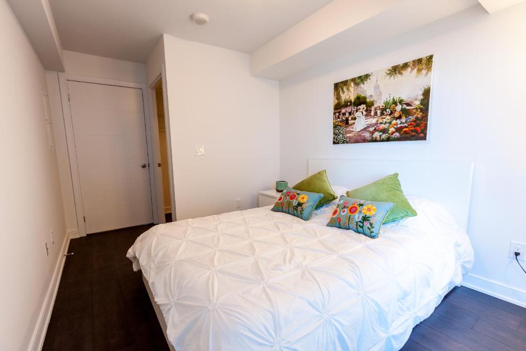 Photo of Bedroom in Fashion District