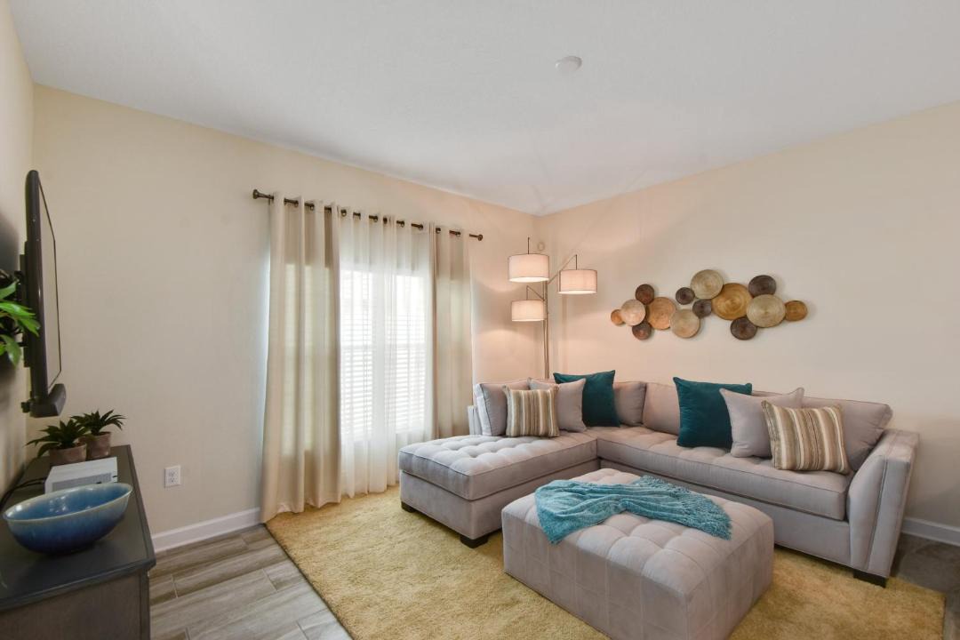 Photo of Livingroom in Davenport