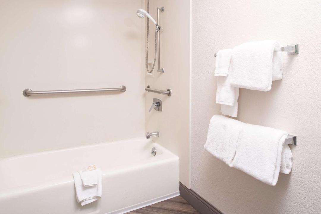 Photo of Bathroom in Steeles Industrial