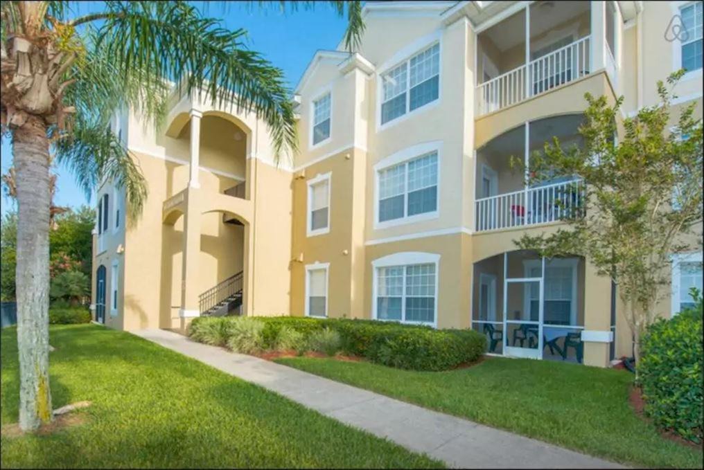 Photo of Others in Windsor Palms