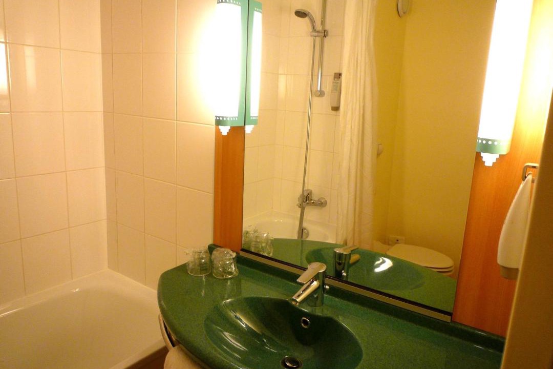 Photo of Bathroom in Noisy-le-Grand